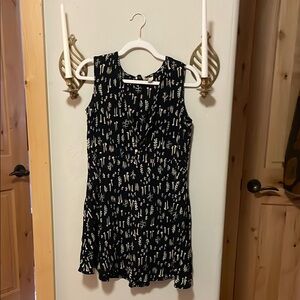 Putumayo Black and White Sleeveless Dress